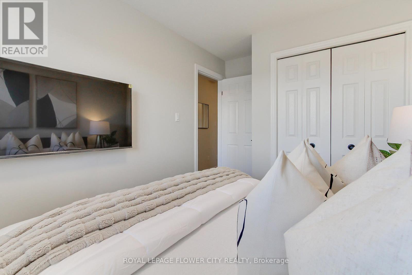 64 - 2280 Baronwood Drive, Oakville, Ontario  L6M 5J8 - Photo 34 - W12763090