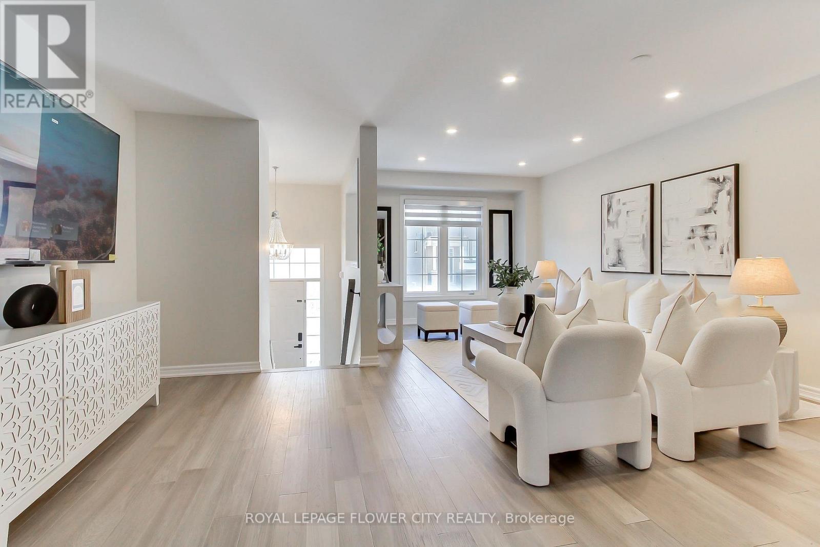 64 - 2280 Baronwood Drive, Oakville, Ontario  L6M 5J8 - Photo 5 - W12763090