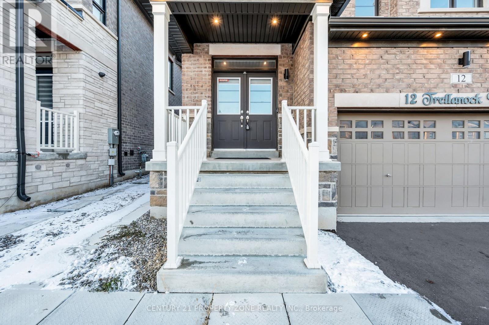 12 Trellanock Road, Brampton, Ontario  L6Y 0E4 - Photo 3 - W12763150