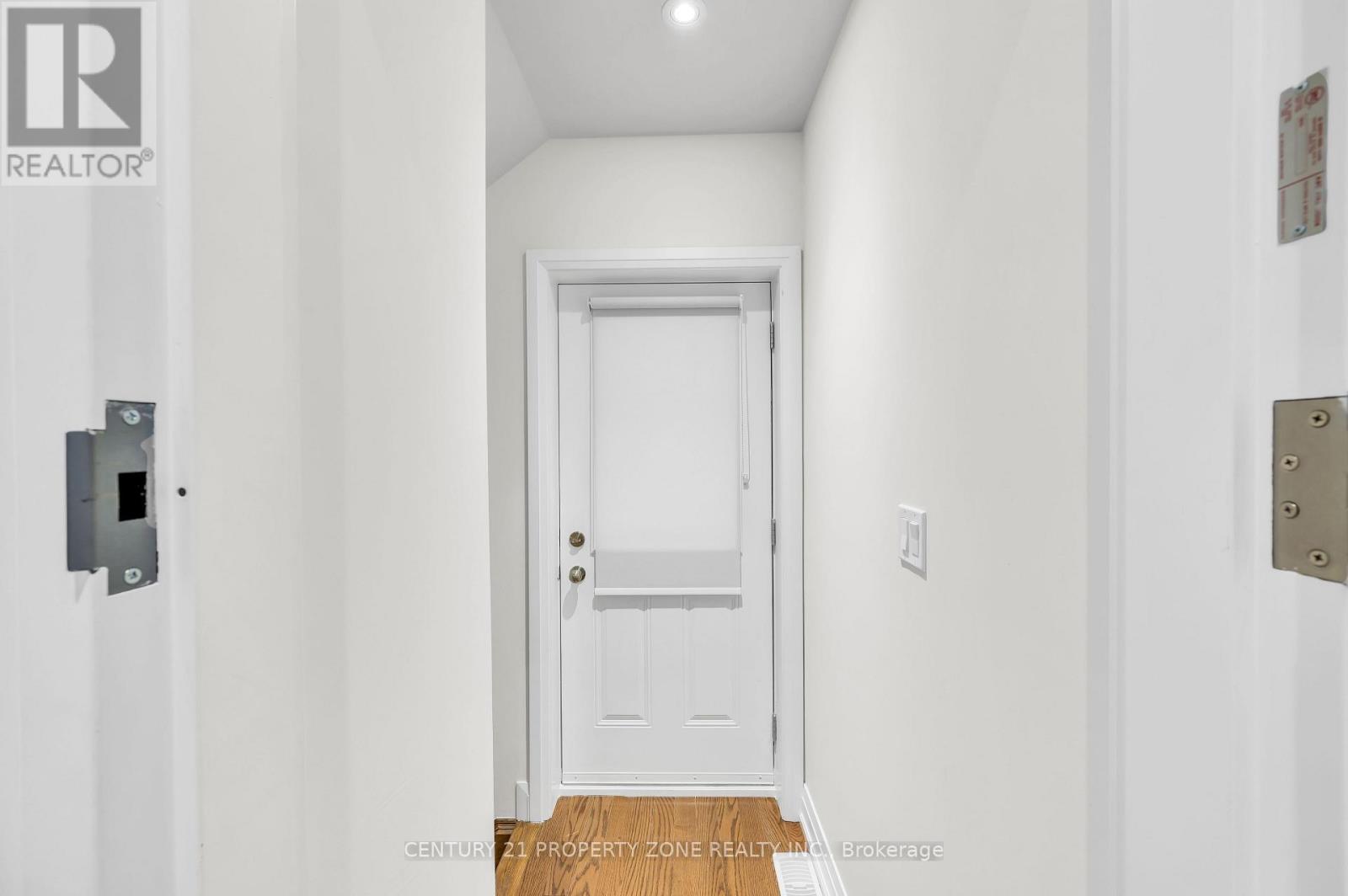 12 Trellanock Road, Brampton, Ontario  L6Y 0E4 - Photo 34 - W12763150