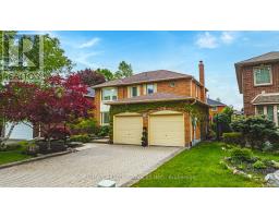 17 COX CRESCENT, Brampton, Ontario