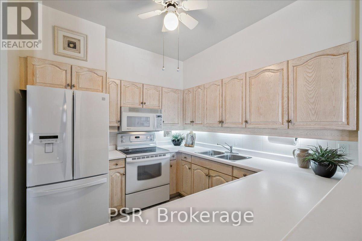 317 - 2511 Lakeshore Road W, Oakville, Ontario  L6L 6L9 - Photo 14 - W12763180