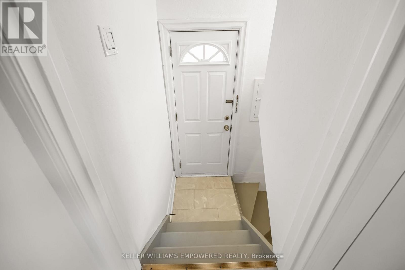 1001 Kipling Avenue, Toronto, Ontario  M9B 3L3 - Photo 11 - W12763224