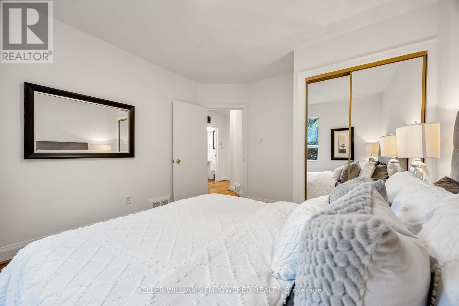 1001 Kipling Avenue, Toronto, Ontario  M9B 3L3 - Photo 22 - W12763224