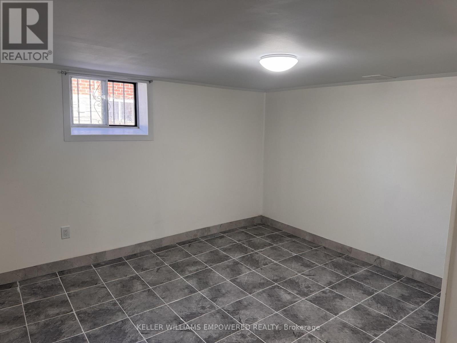 1001 Kipling Avenue, Toronto, Ontario  M9B 3L3 - Photo 36 - W12763224