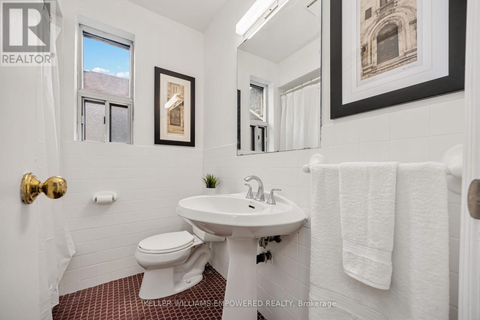 1001 Kipling Avenue, Toronto, Ontario  M9B 3L3 - Photo 4 - W12763224