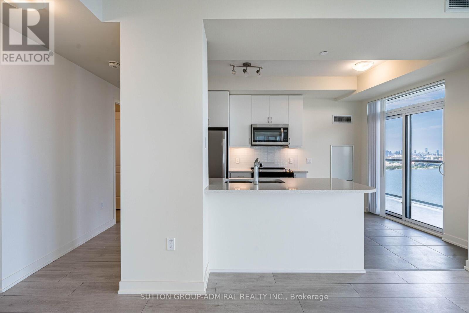 4905 - 38 Annie Craig Drive, Toronto, Ontario  M8V 0G9 - Photo 10 - W12763226