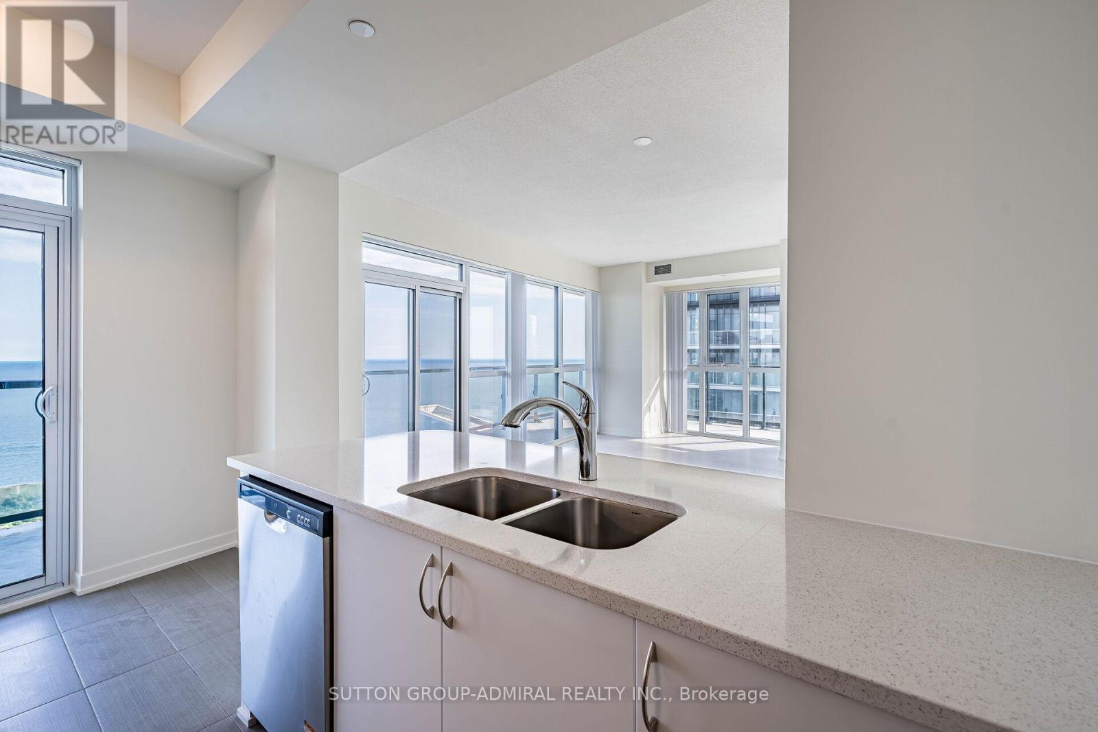 4905 - 38 Annie Craig Drive, Toronto, Ontario  M8V 0G9 - Photo 15 - W12763226