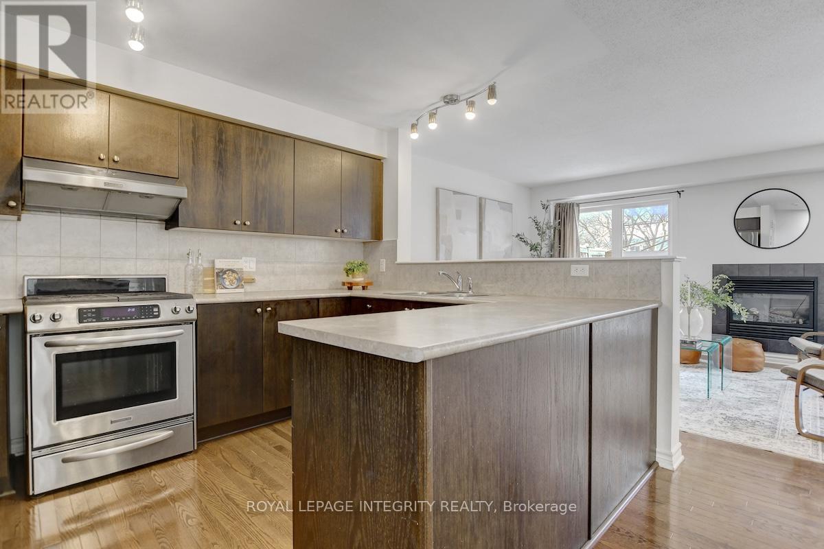 376 Horseshoe Crescent, Ottawa, Ontario  K2S 0B5 - Photo 17 - X12758610