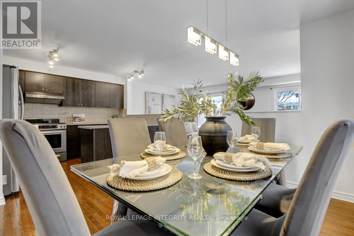 376 Horseshoe Crescent, Ottawa, Ontario  K2S 0B5 - Photo 8 - X12758610