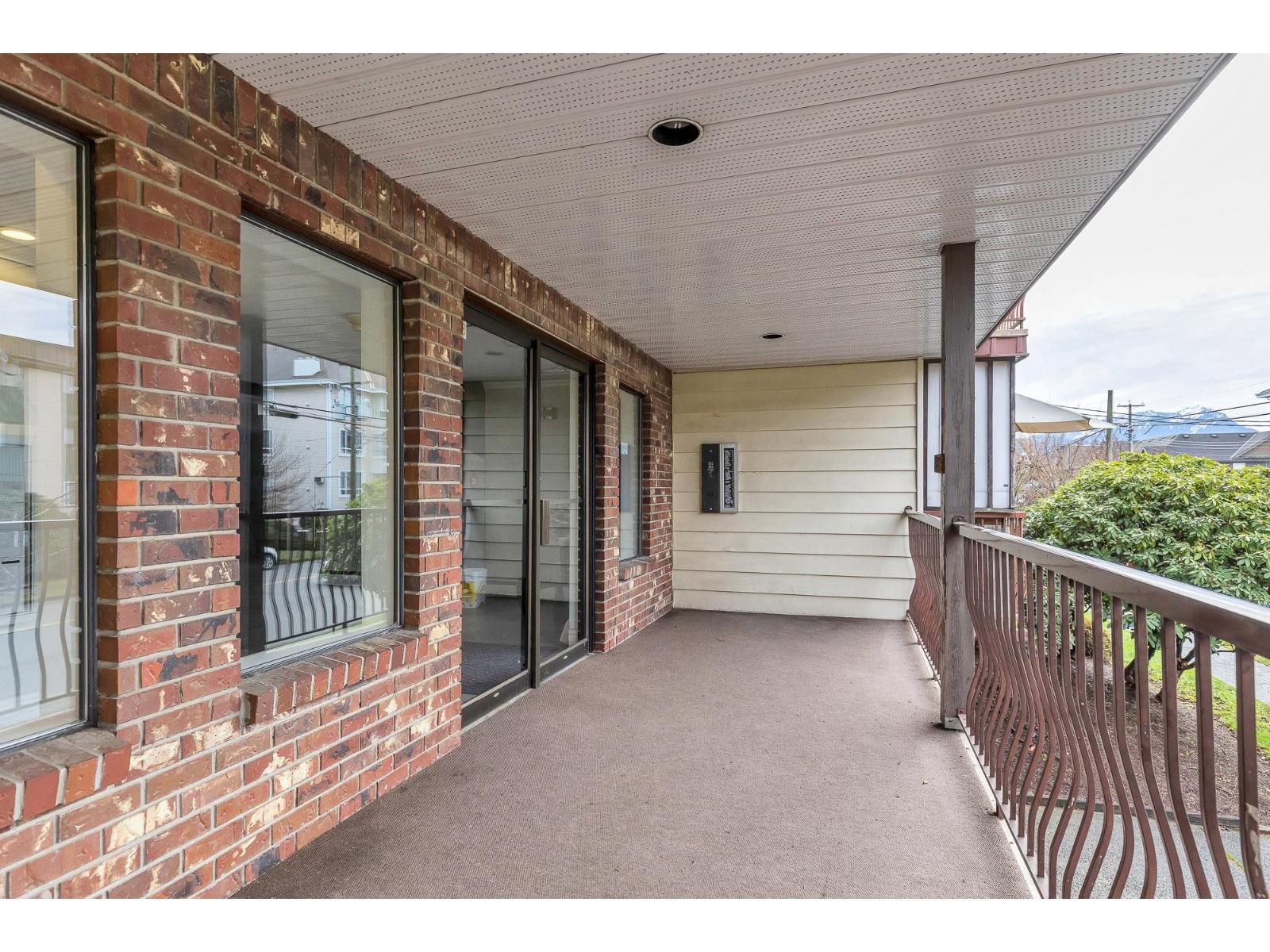 105 45749 Spadina Avenue, Chilliwack Downtown, Chilliwack, British Columbia  V2P 1T5 - Photo 4 - R3087043