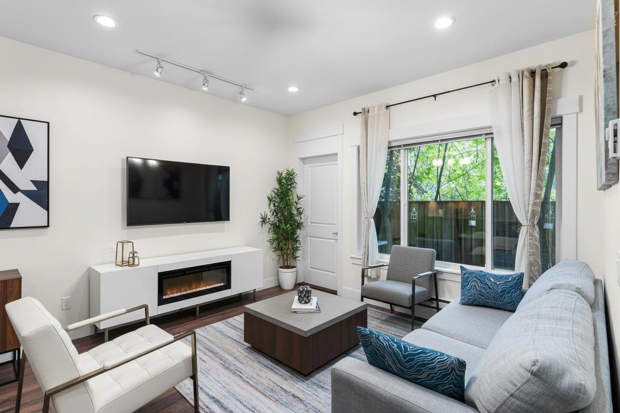 8 7298 199a Street, Langley, British Columbia  V2Y 0H9 - Photo 2 - R3085167