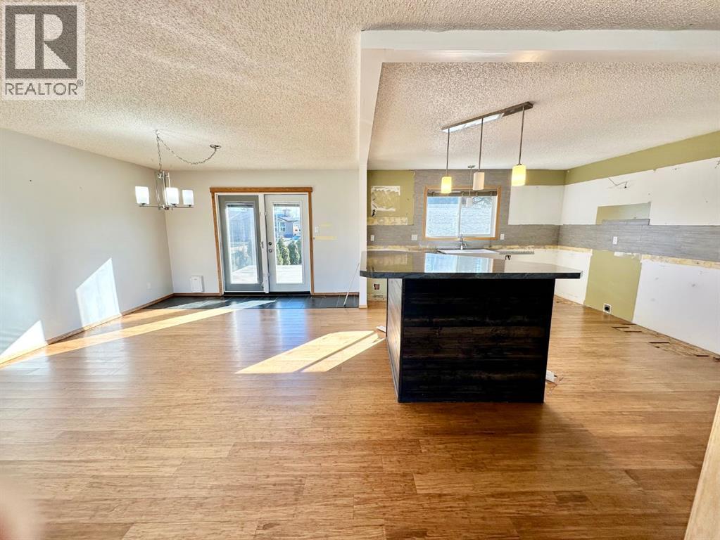 92 Dr. Anderson Park Street, Brooks, Alberta  T1R 0K5 - Photo 3 - A2279018