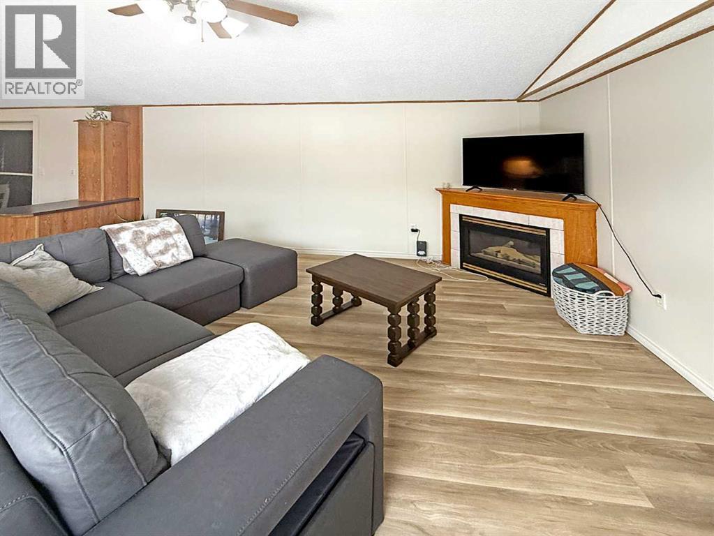 5206 52 Avenue, Valleyview, Alberta  T0H 3N0 - Photo 12 - A2254794