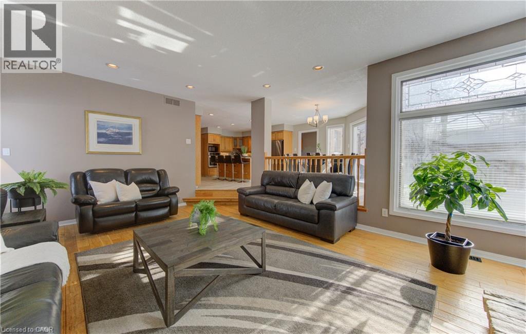 593 Guildwood Place, Waterloo, Ontario  N2K 3M3 - Photo 13 - 40799264