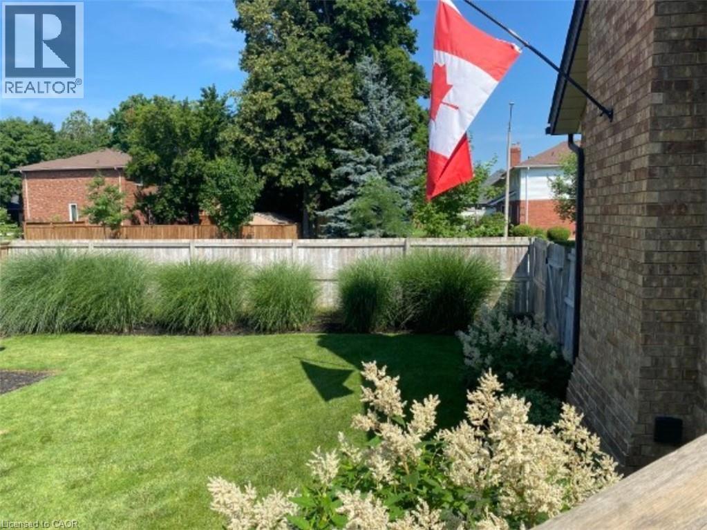 593 Guildwood Place, Waterloo, Ontario  N2K 3M3 - Photo 36 - 40799264