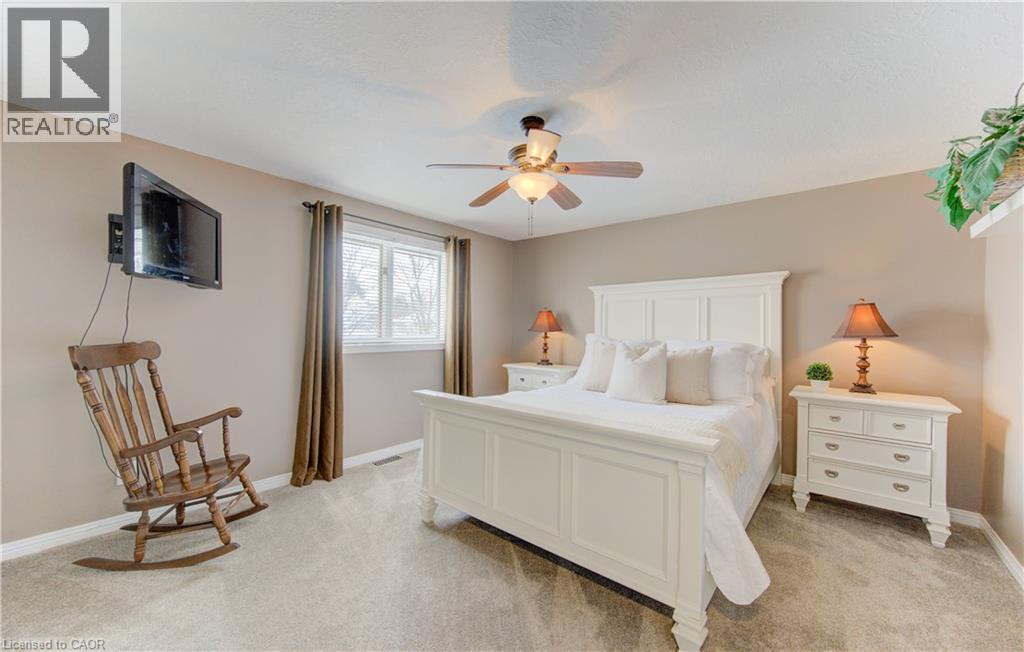 593 Guildwood Place, Waterloo, Ontario  N2K 3M3 - Photo 19 - 40799264