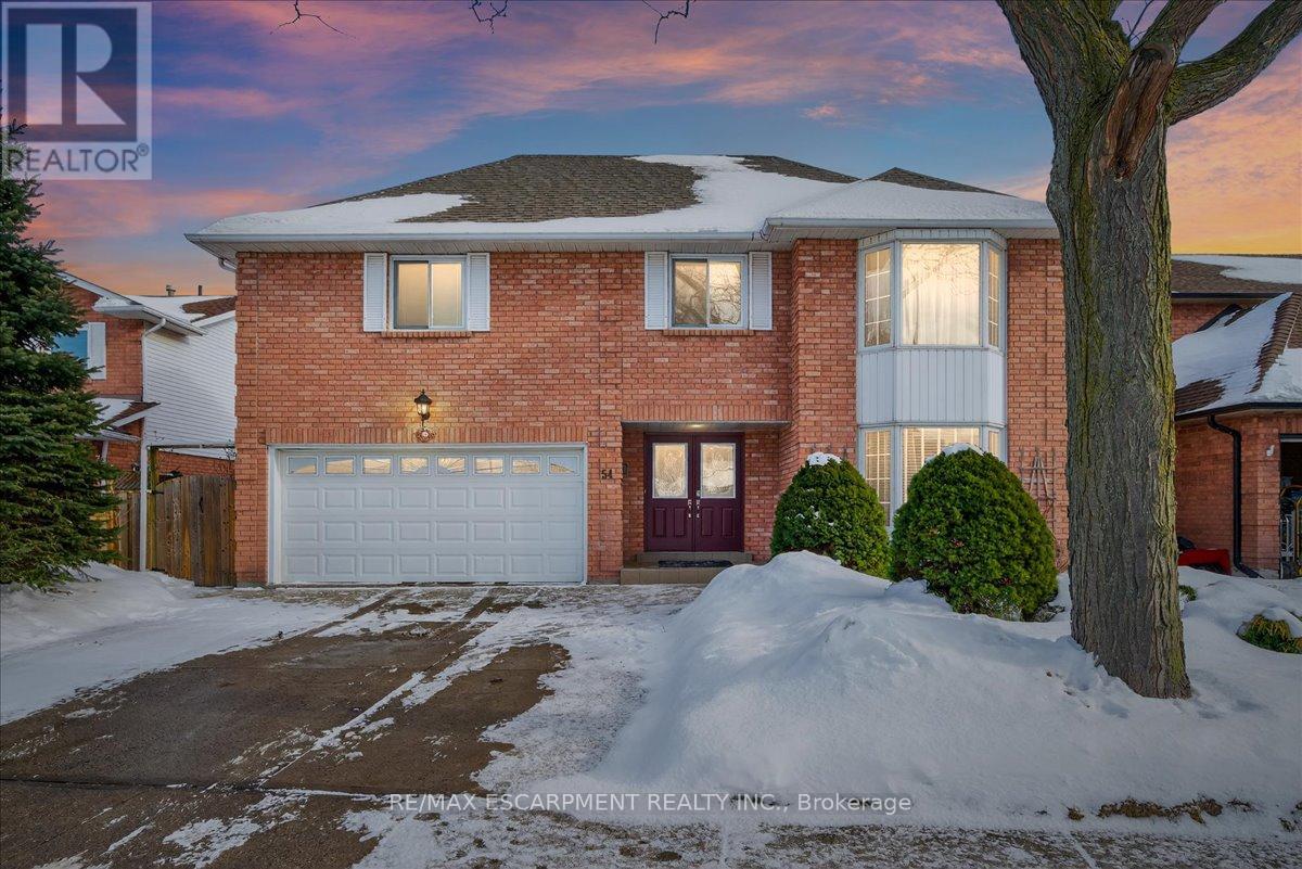 54 GOLDCREST DRIVE, Hamilton, Ontario