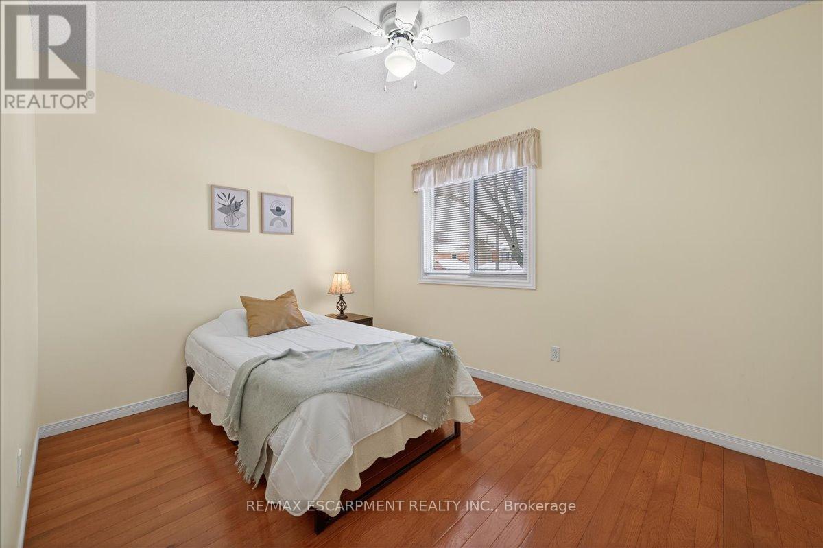 54 Goldcrest Drive, Hamilton, Ontario  L8G 4T6 - Photo 24 - X12763106