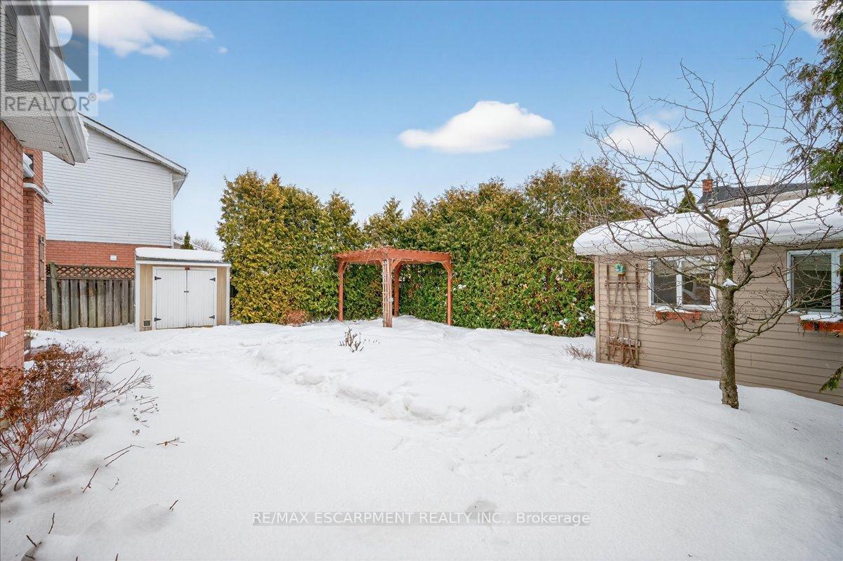 54 Goldcrest Drive, Hamilton, Ontario  L8G 4T6 - Photo 37 - X12763106