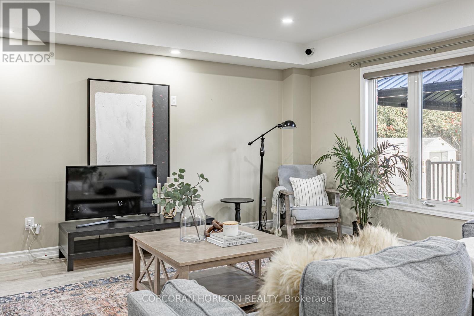 13 Ridgewood Court, Woodstock, Ontario  N4T 0E5 - Photo 6 - X12763276