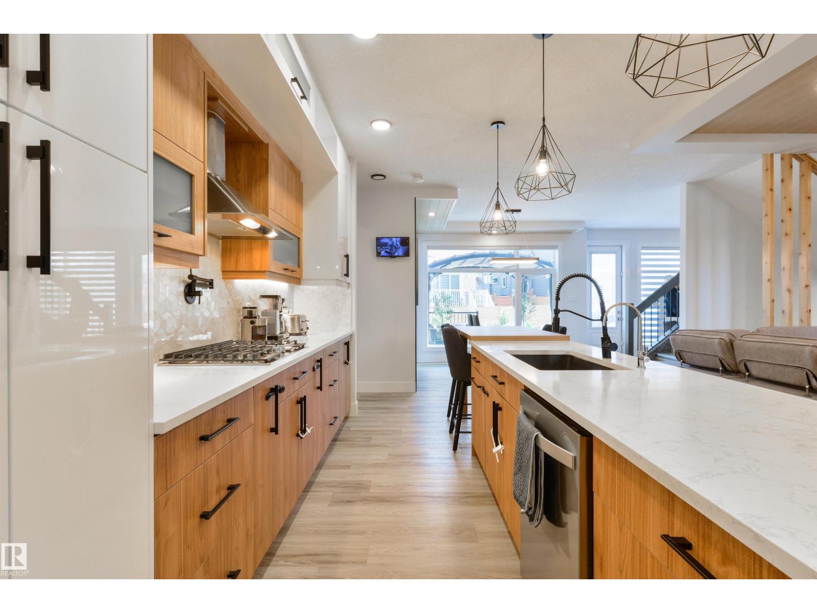 219 37 St Sw, Edmonton, Alberta  T6X 2W4 - Photo 13 - E4472404