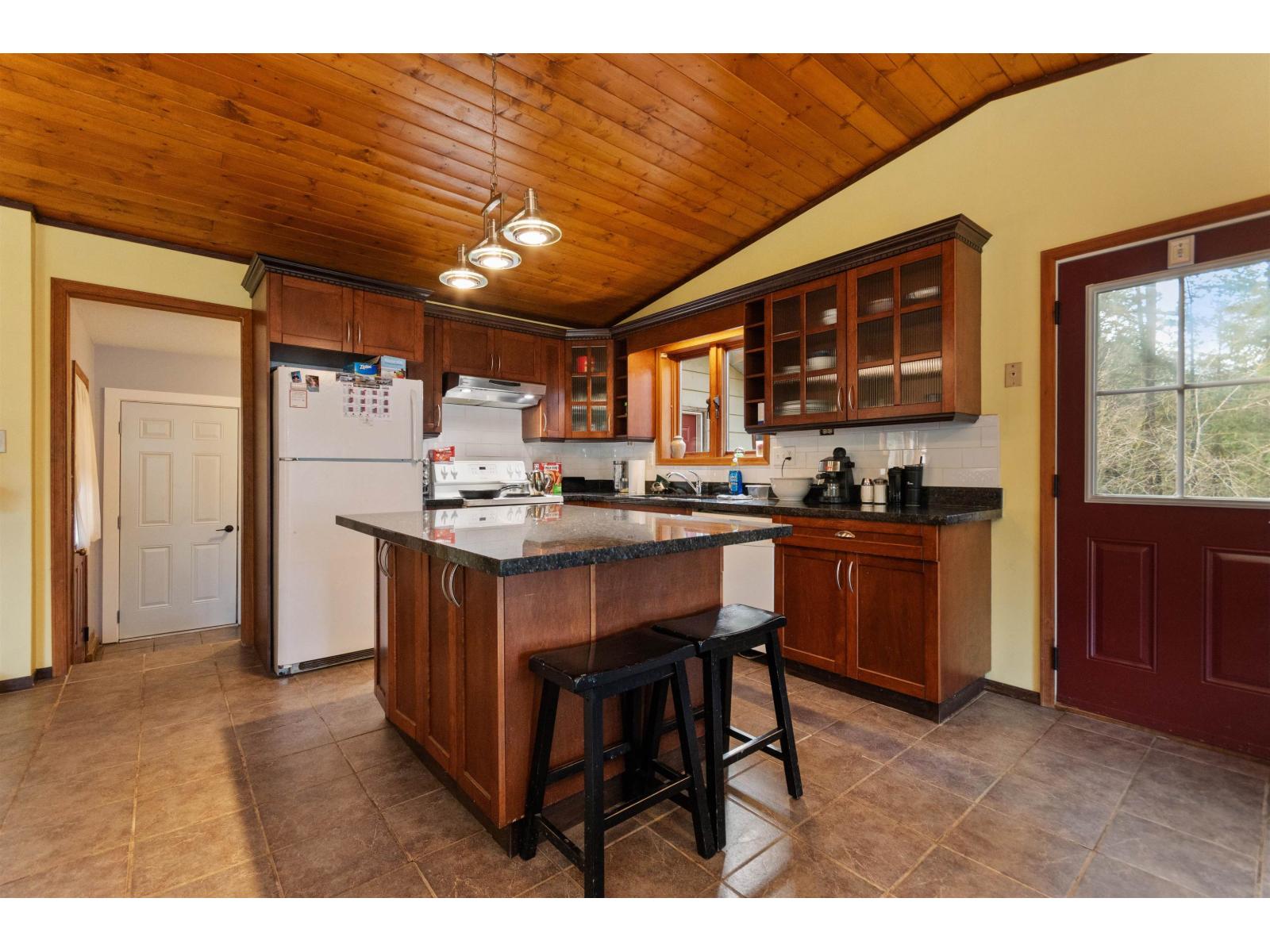 66176 Kawkawa Lake Road, Hope, Hope, British Columbia  V0X 1L1 - Photo 7 - R3073710