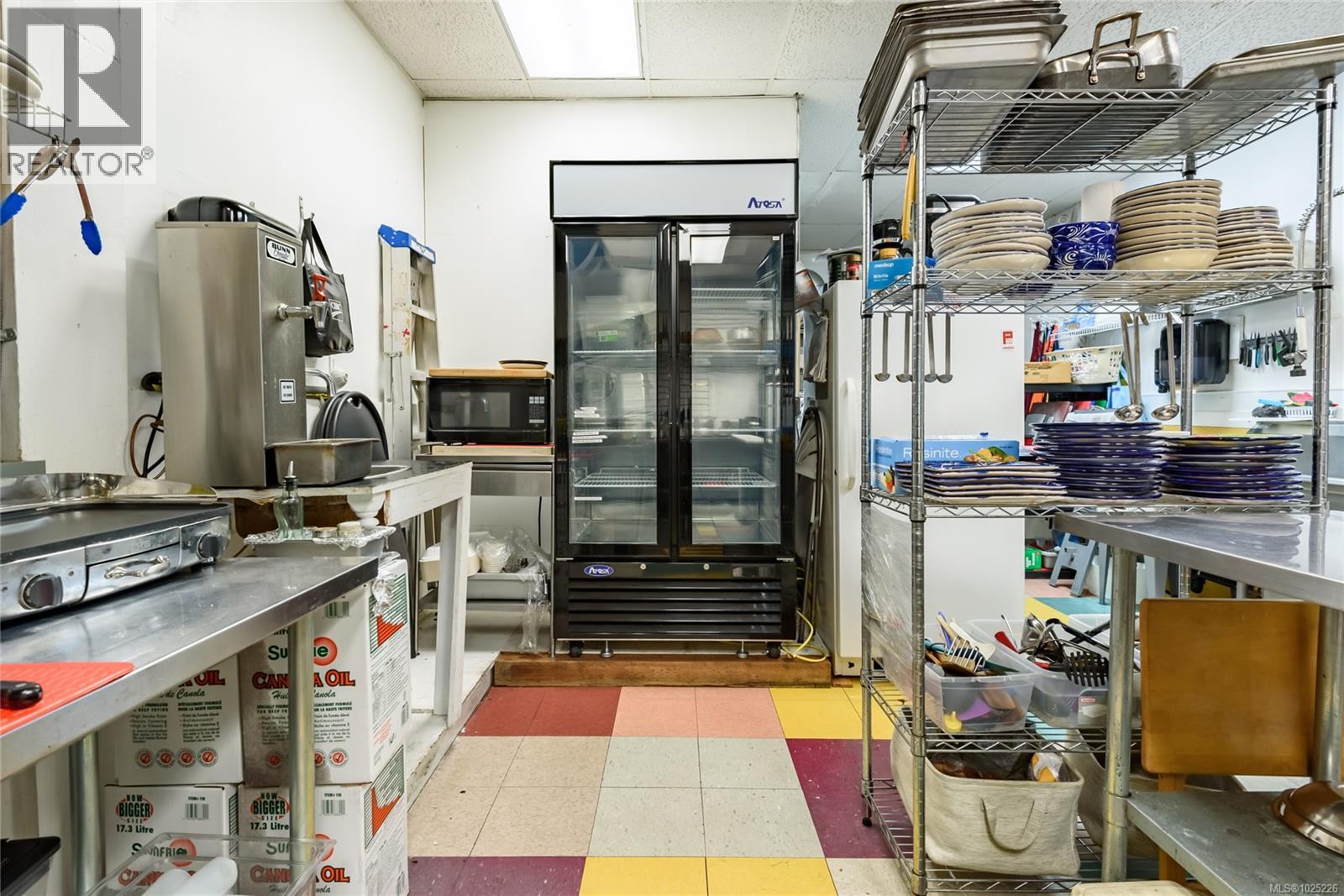 B 307 14th St, Courtenay, British Columbia  V9N 6P5 - Photo 10 - 1025226