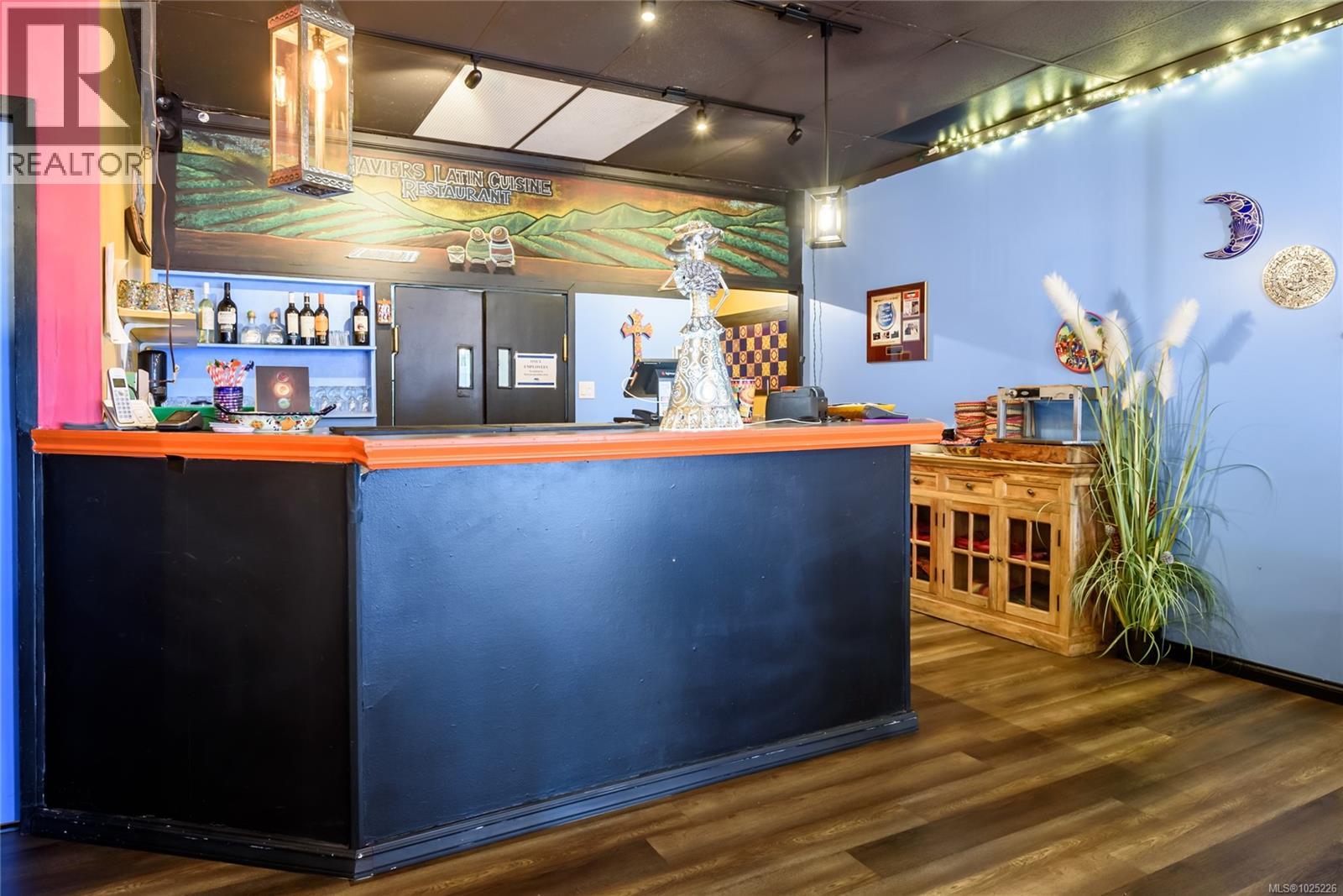 B 307 14th St, Courtenay, British Columbia  V9N 6P5 - Photo 4 - 1025226