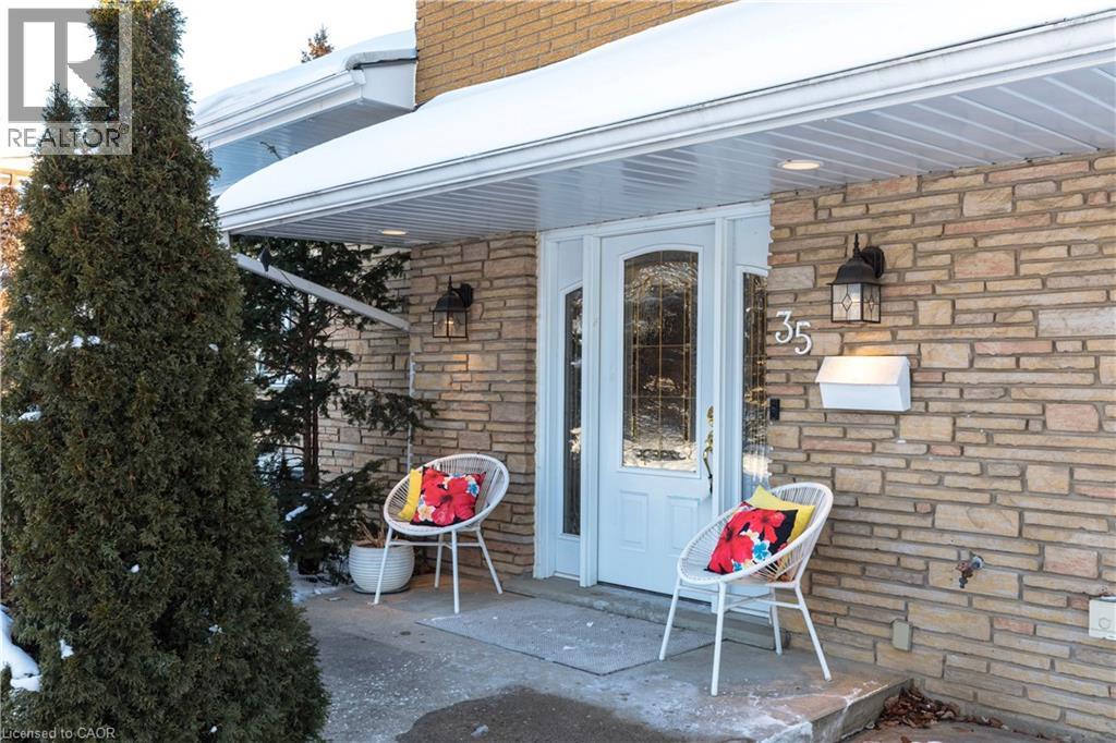 35 Shalfleet Boulevard, Brantford, Ontario  N3R 6L5 - Photo 4 - 40803231