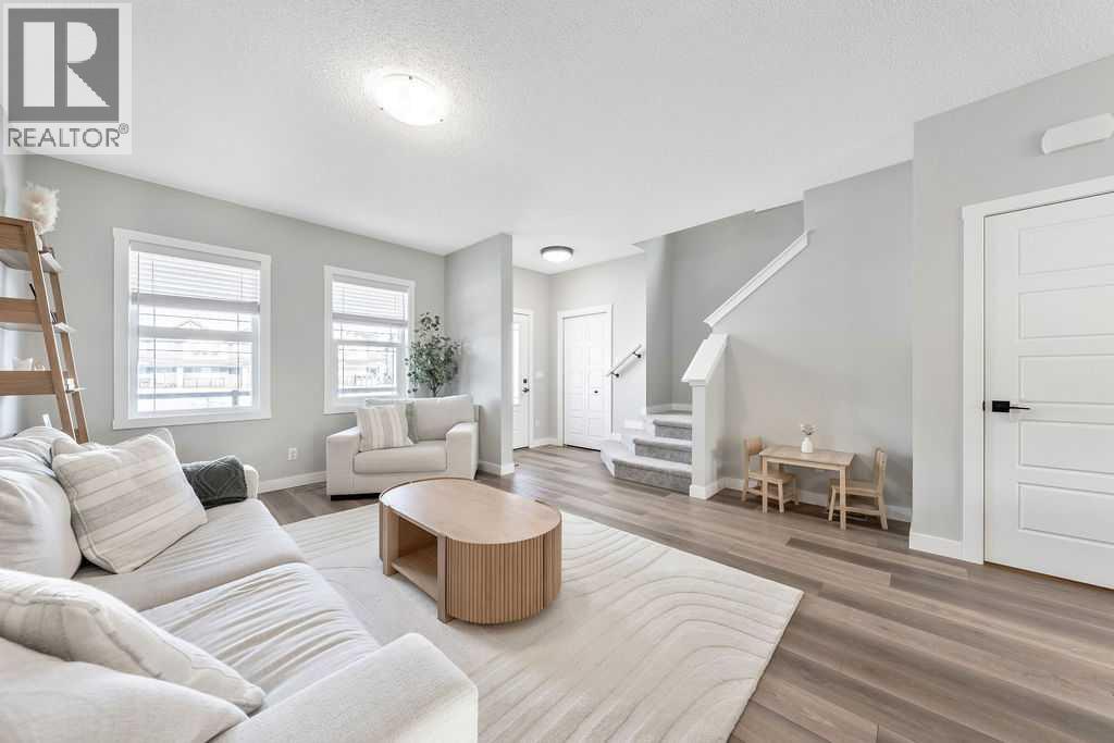 130 Midgrove Greenway Sw, Airdrie, Alberta  T4B 5K7 - Photo 6 - A2284035