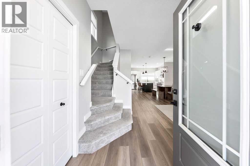 130 Midgrove Greenway Sw, Airdrie, Alberta  T4B 5K7 - Photo 3 - A2284035