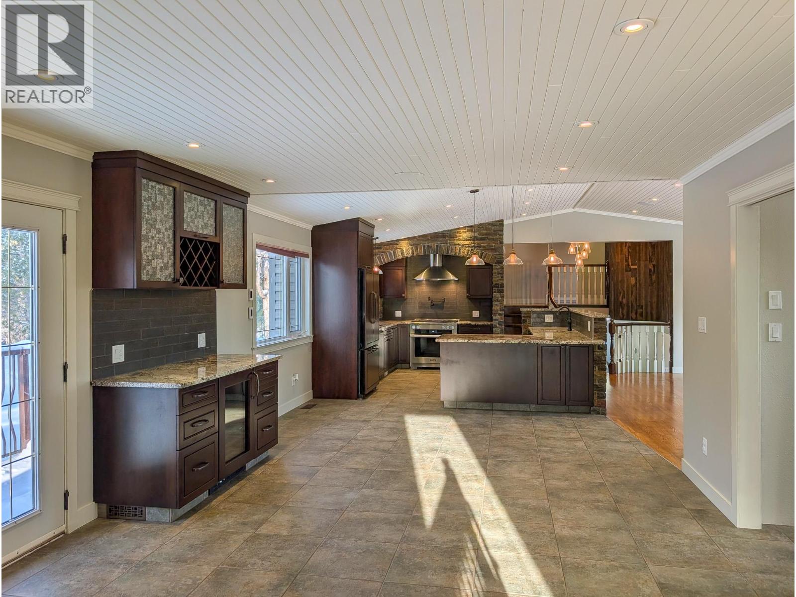 11400 Mauraen Drive, Prince George, British Columbia  V2N 5B7 - Photo 20 - R3087121