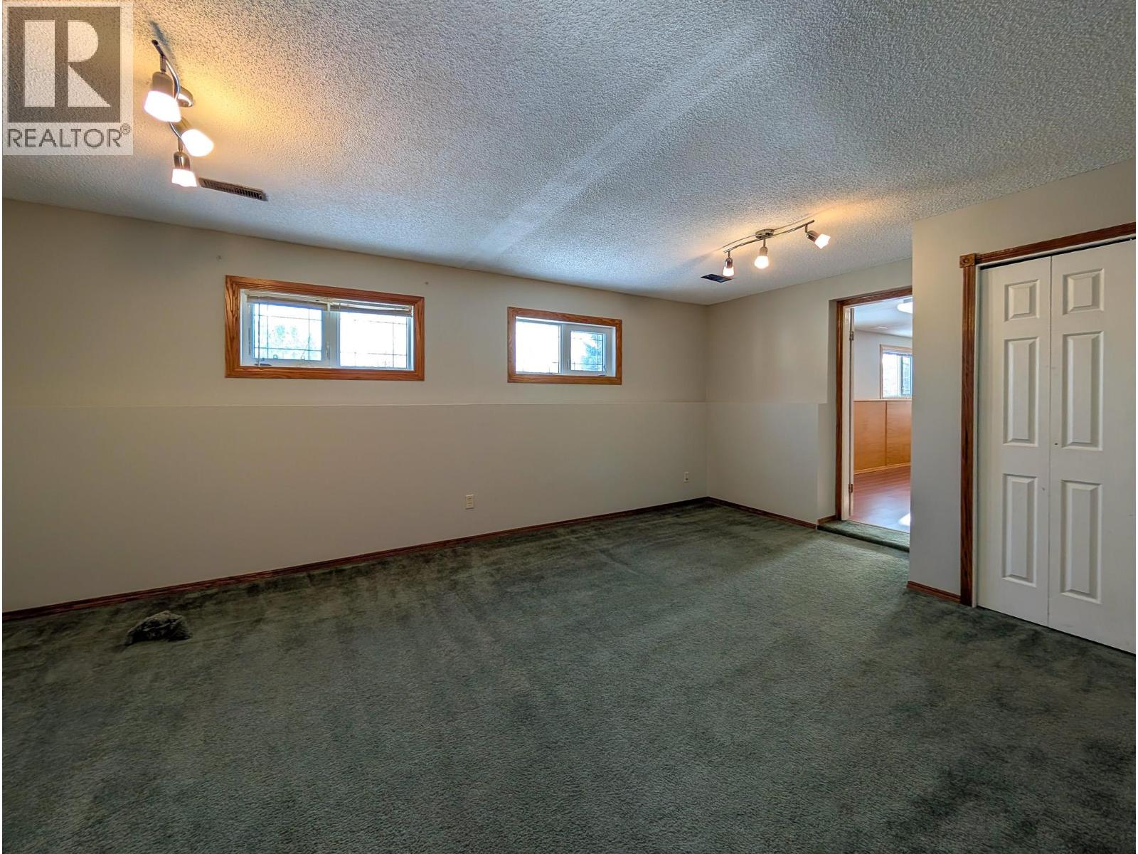 11400 Mauraen Drive, Prince George, British Columbia  V2N 5B7 - Photo 34 - R3087121