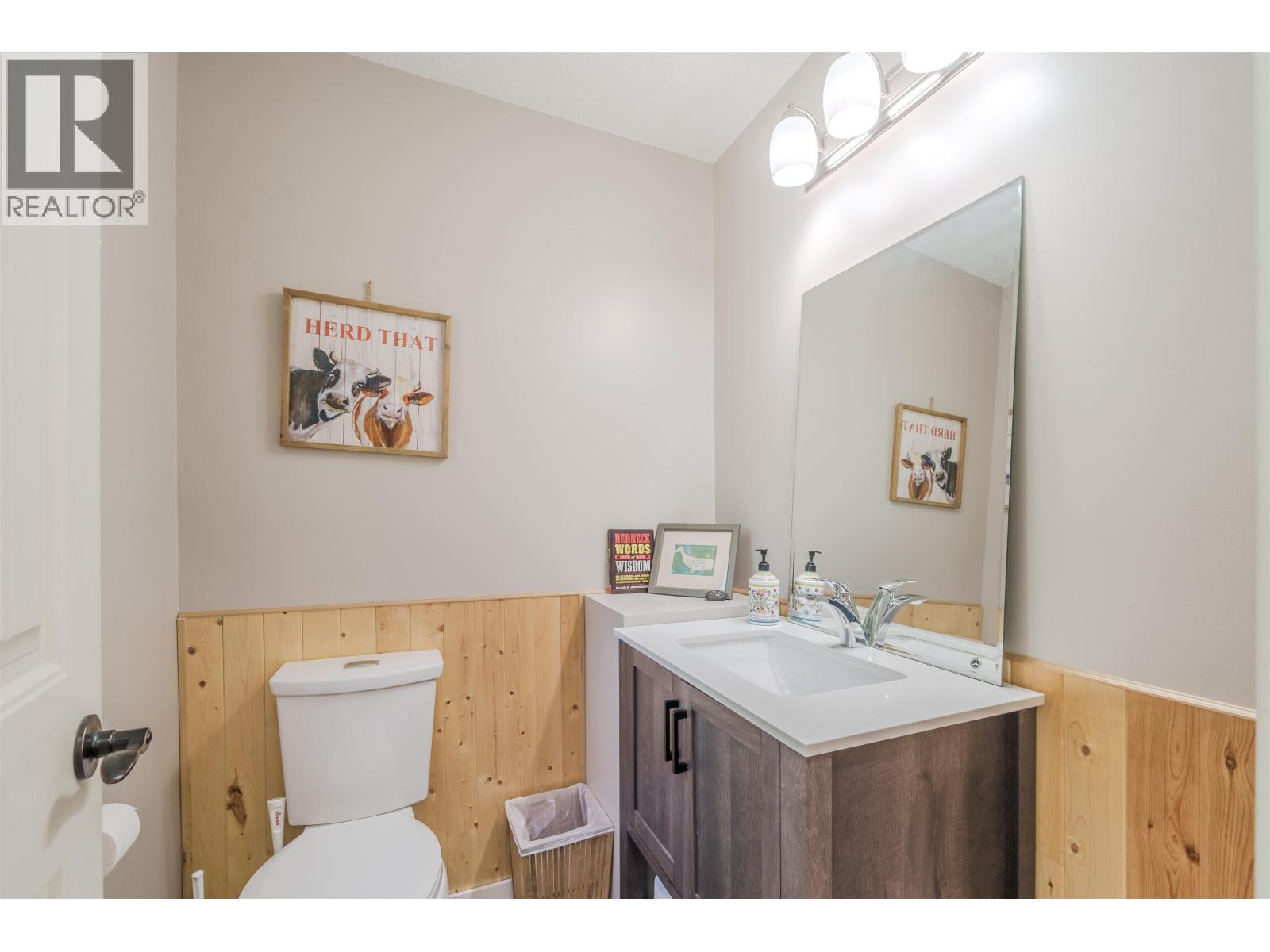 4927 Gloinnzun Crescent, 108 Mile Ranch, British Columbia  V0K 2Z0 - Photo 14 - R3087127