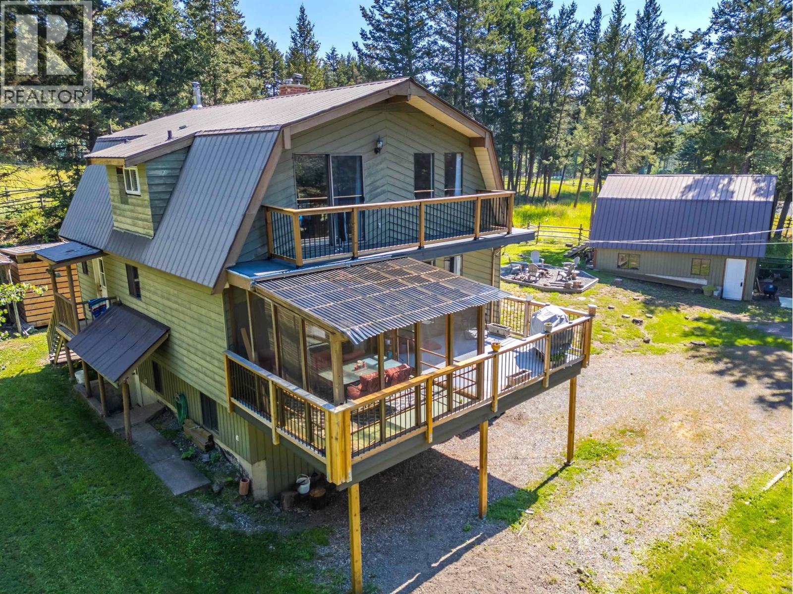 4927 Gloinnzun Crescent, 108 Mile Ranch, British Columbia  V0K 2Z0 - Photo 30 - R3087127