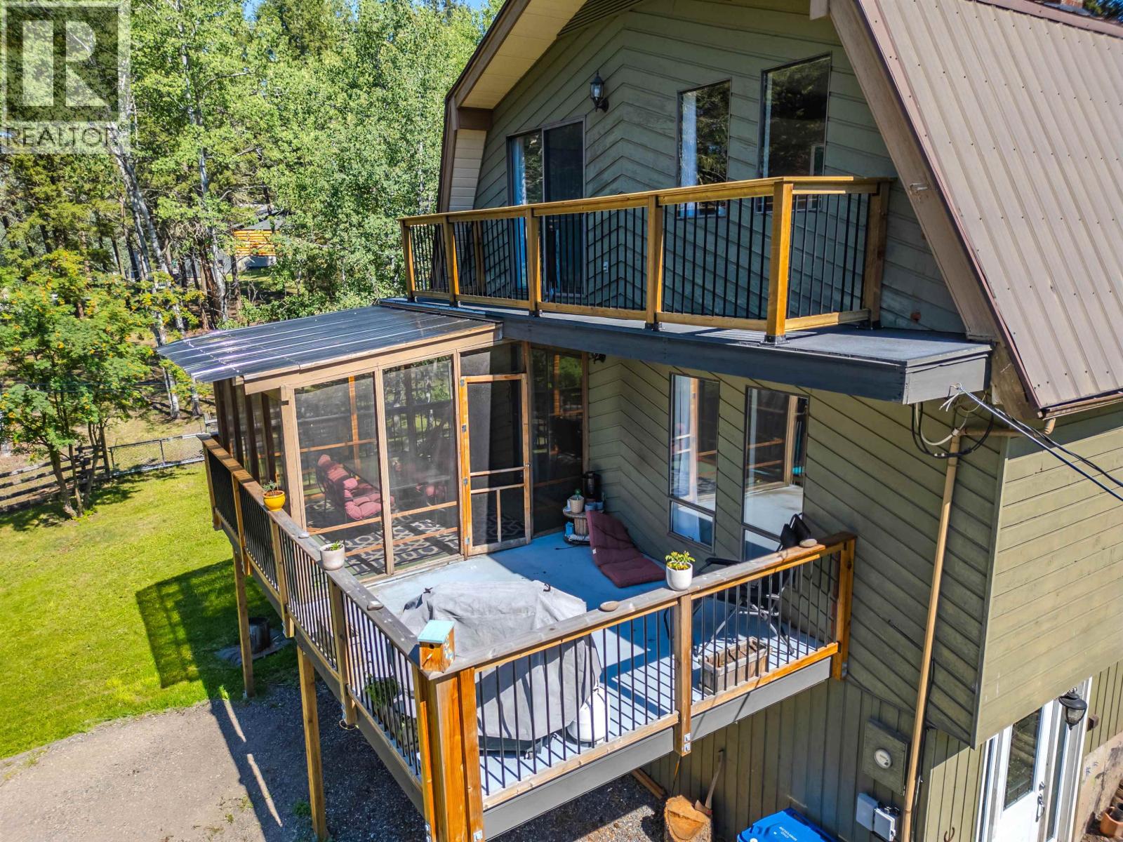 4927 Gloinnzun Crescent, 108 Mile Ranch, British Columbia  V0K 2Z0 - Photo 32 - R3087127