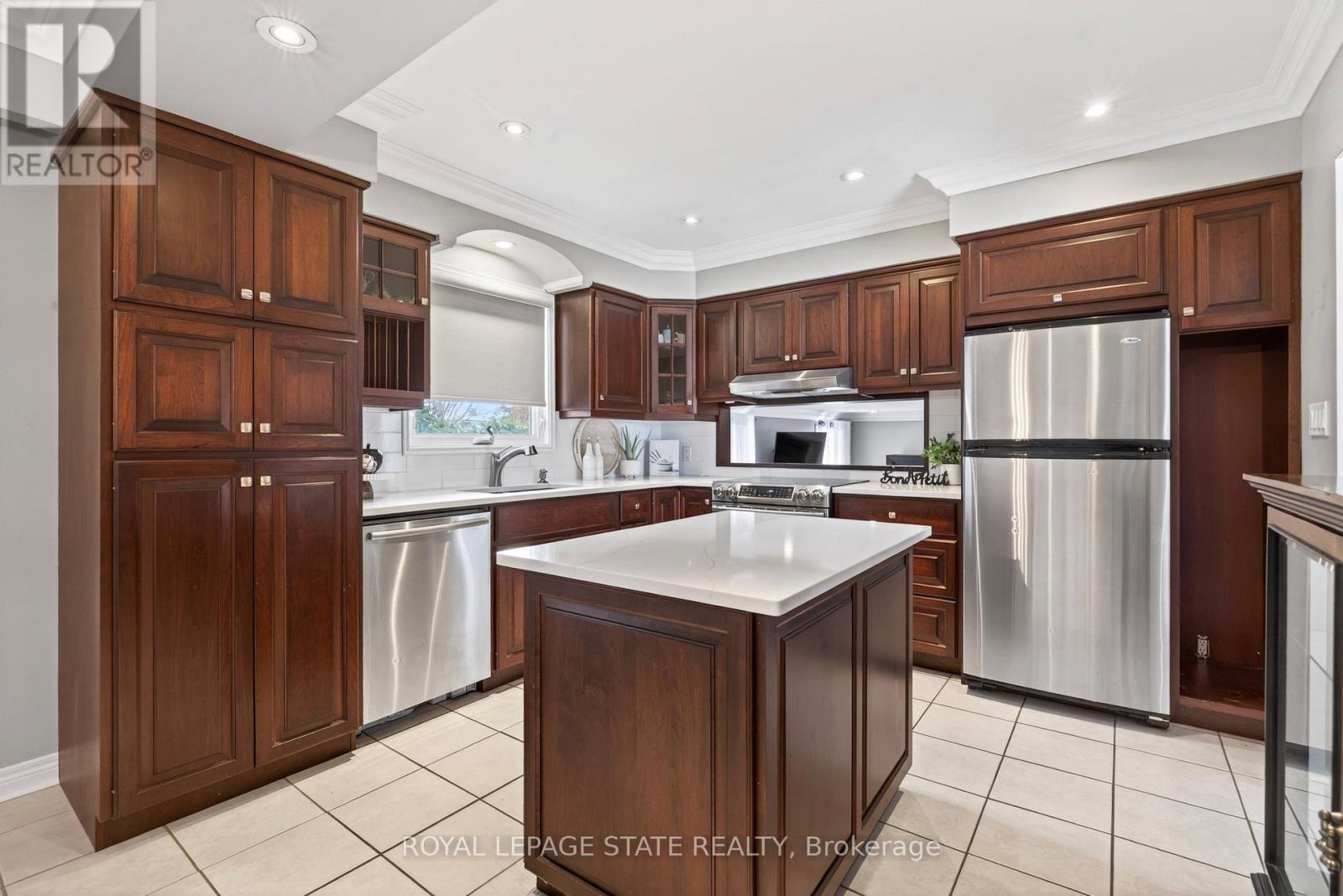 35 Shalfleet Boulevard, Brantford, Ontario  N3R 6L5 - Photo 14 - X12763104