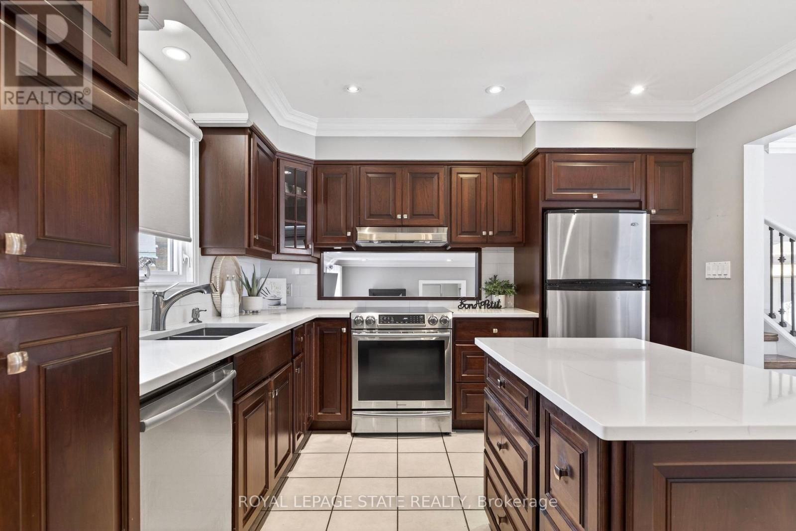 35 Shalfleet Boulevard, Brantford, Ontario  N3R 6L5 - Photo 15 - X12763104