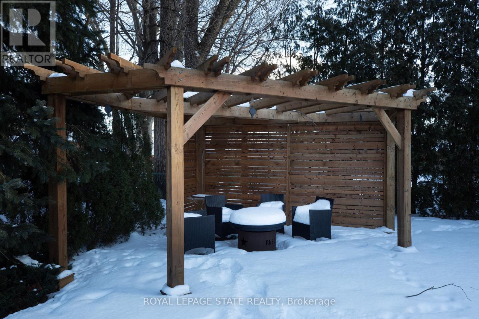 35 Shalfleet Boulevard, Brantford, Ontario  N3R 6L5 - Photo 46 - X12763104