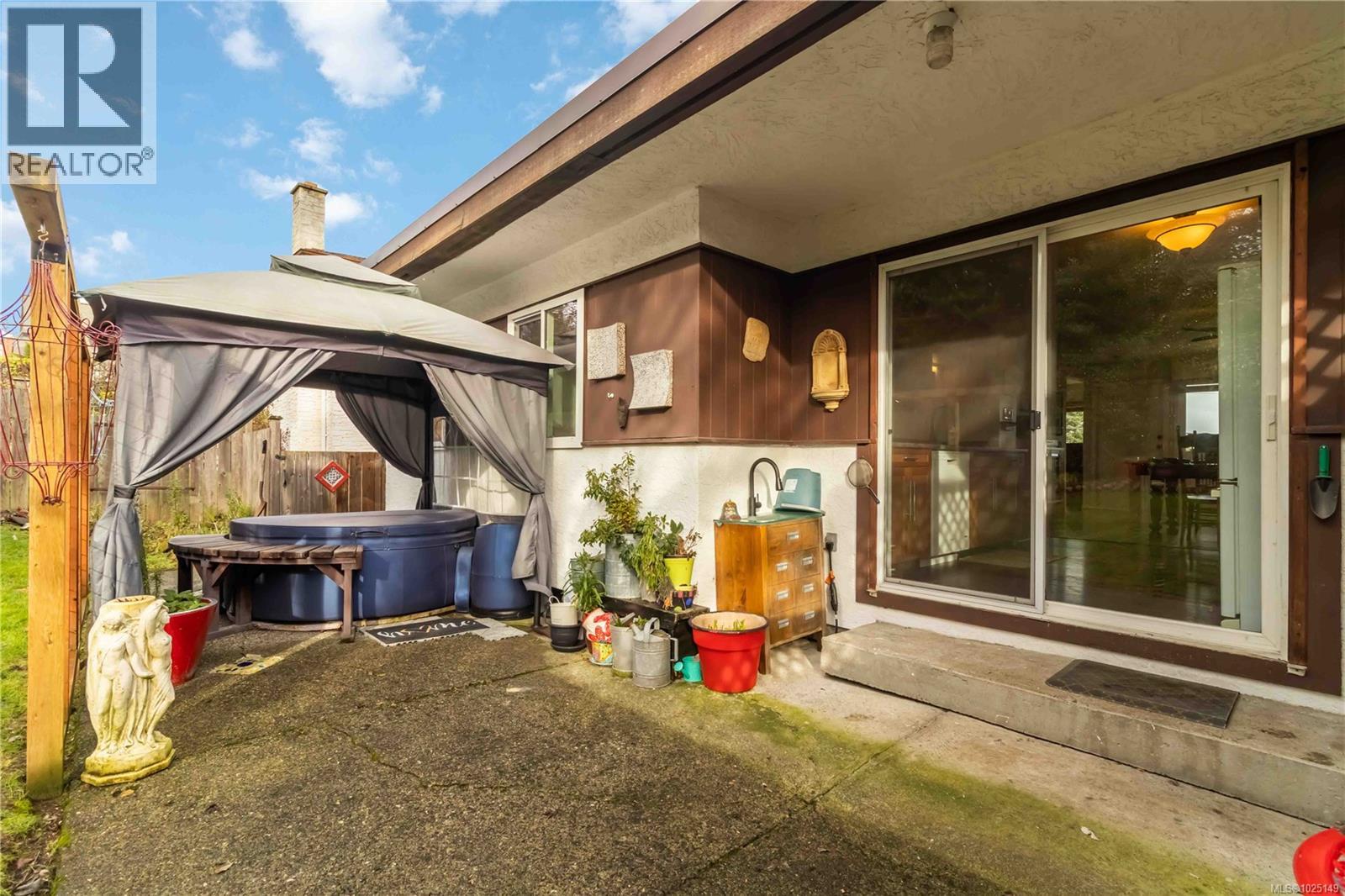 1027 Wurtele Pl, Esquimalt, British Columbia  V9A 4S2 - Photo 27 - 1025149