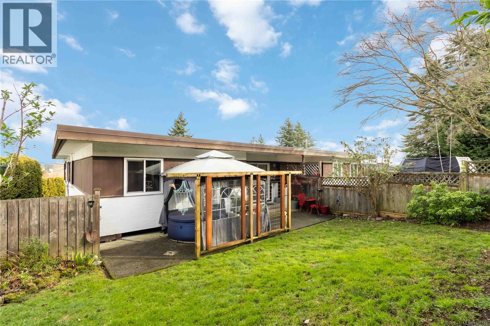 1027 Wurtele Pl, Esquimalt, British Columbia  V9A 4S2 - Photo 29 - 1025149