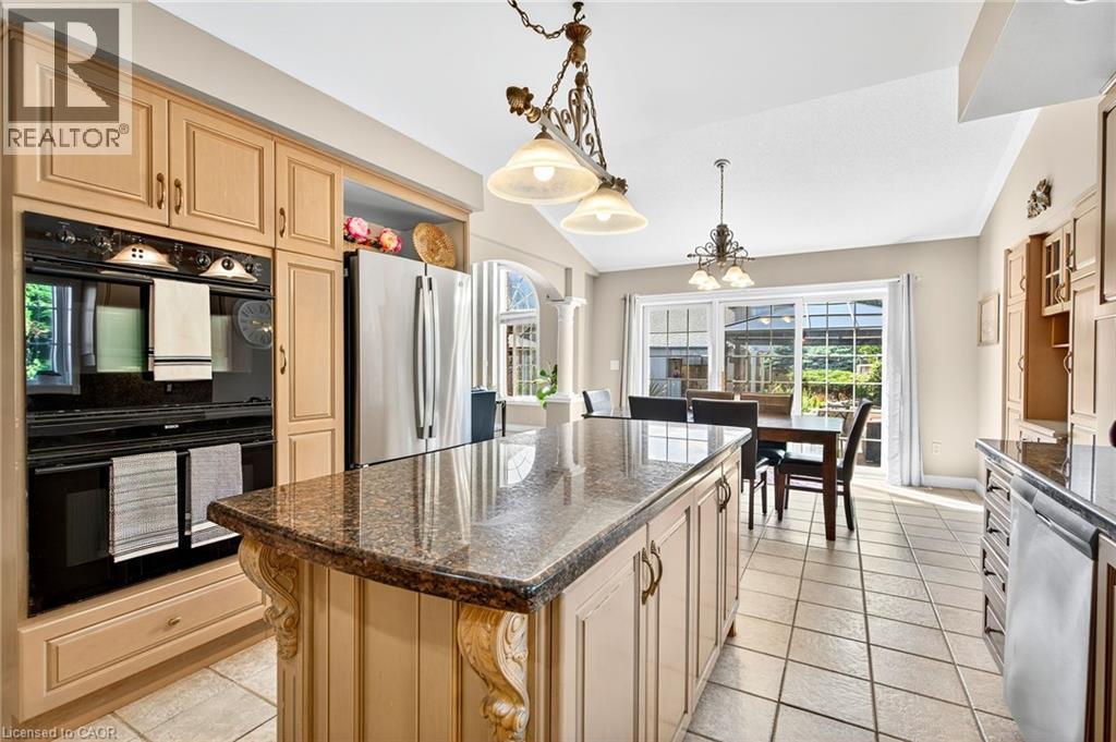 18 Konstantine Court, Hamilton, Ontario  L9B 2T3 - Photo 18 - 40803361