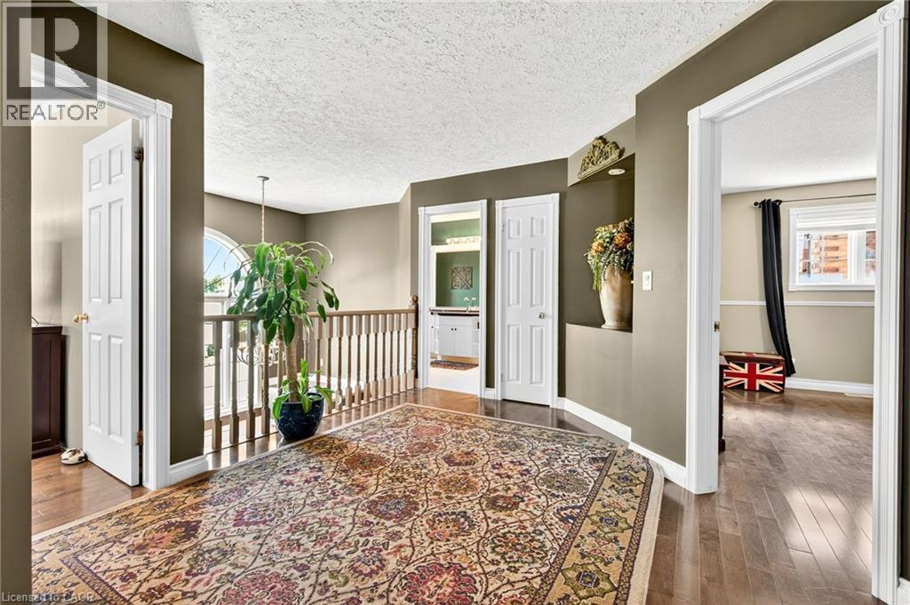 18 Konstantine Court, Hamilton, Ontario  L9B 2T3 - Photo 21 - 40803361