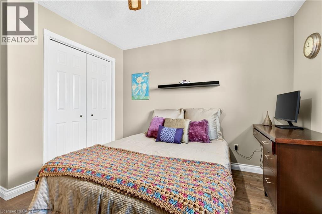 18 Konstantine Court, Hamilton, Ontario  L9B 2T3 - Photo 22 - 40803361