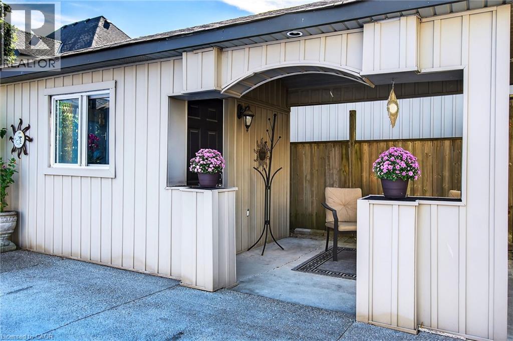 18 Konstantine Court, Hamilton, Ontario  L9B 2T3 - Photo 49 - 40803361