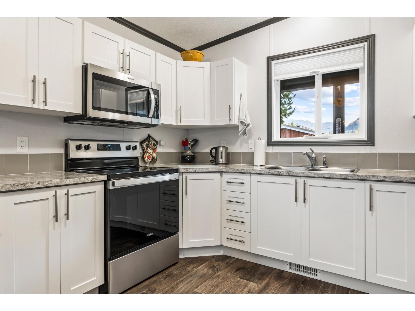 18 63071 Flood Hope Road, Hope, Hope, British Columbia  V0X 1L2 - Photo 12 - R3087067