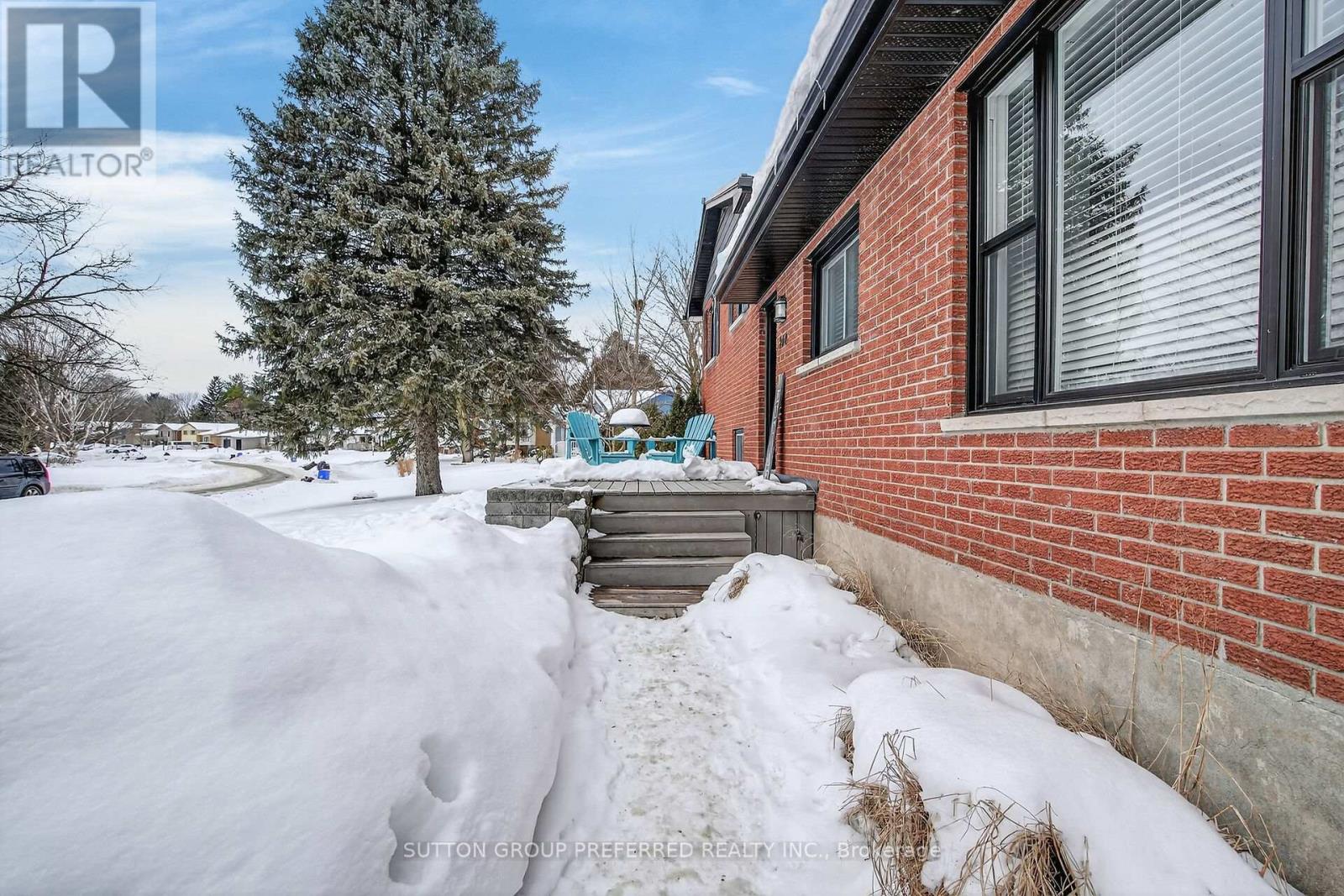 264 Chittick Crescent, Thames Centre, Ontario  N0L 1G3 - Photo 4 - X12763364