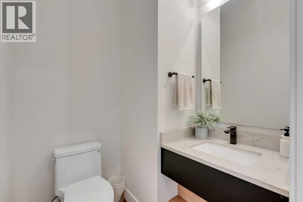 4111 19 Street Sw, Calgary, Alberta  T2T 6Z4 - Photo 13 - A2284182