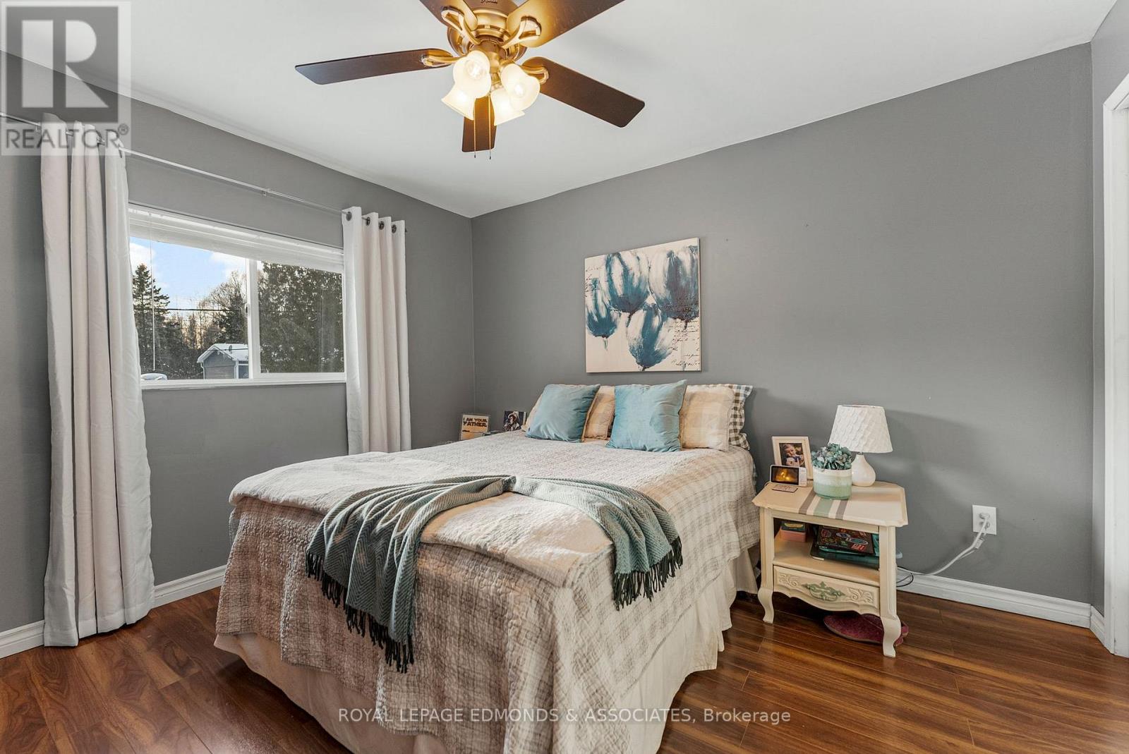 24 Ottawa Street, Laurentian Hills, Ontario  K0J 1J0 - Photo 10 - X12763304